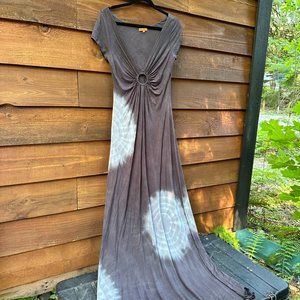 Michelle Jonas short sleeve keyhole maxi dress. Tie dye brown. M